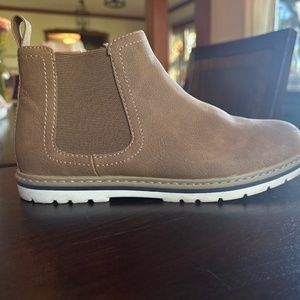 Nordstrom chukka boys boot size
